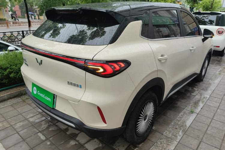 Used Wuling Bingo S 2025 Model 325km Deluxe Edition Rear Right 45 Deg