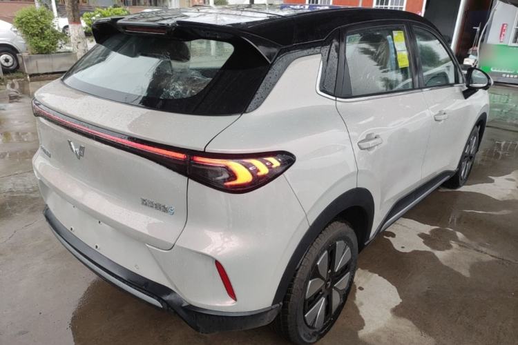Used Wuling Bingo S 2025 Model 430km Deluxe Edition Rear Right 45 Deg