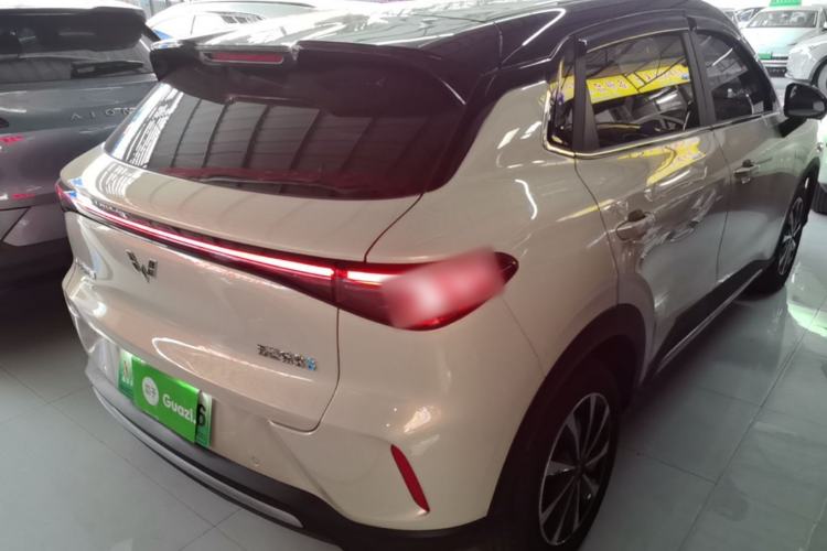 Used Wuling Bingo S 2025 Model 325km Deluxe Edition Rear Right 45 Deg
