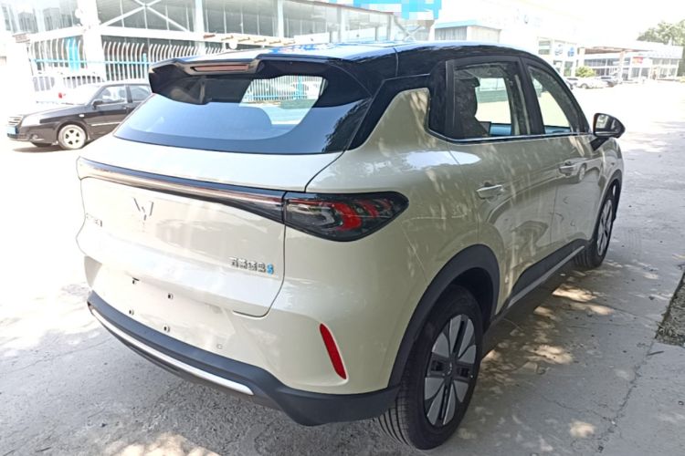 Used Wuling Bingo S 2025 Model 325km Deluxe Edition Rear Right 45 Deg