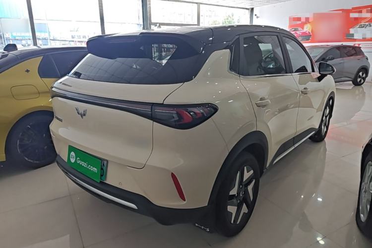 Used Wuling Bingo S 2025 Model 325km Flagship Edition Rear Right 45 Deg