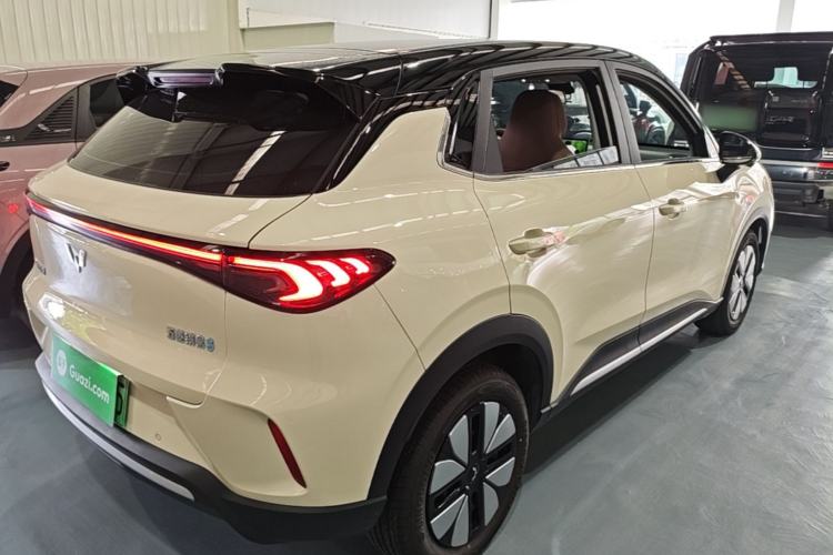 Used Wuling Bingo S 2025 Model 325km Deluxe Edition Rear Right 45 Deg