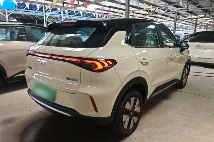 Used Wuling Bingo S 2025 Model 325km Deluxe Edition Rear Right 45 Deg