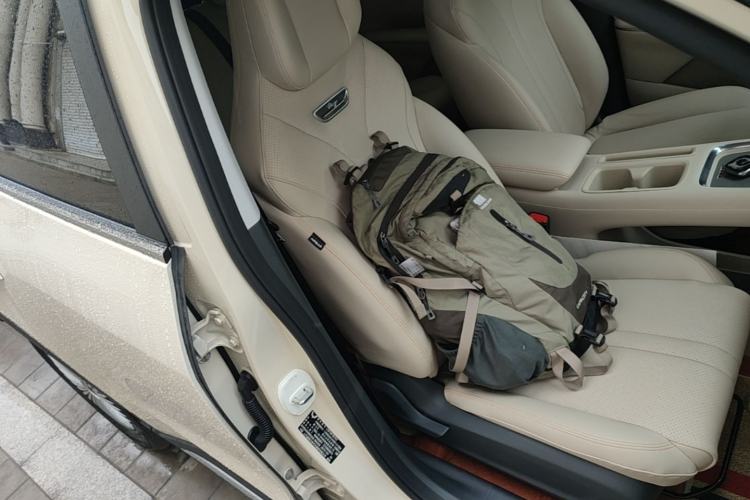 Used Wuling Bingo S 2025 Model 325km Deluxe Edition Right Front Seat