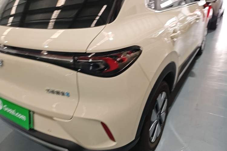 Used Wuling Bingo S 2025 Model 325km Deluxe Edition Right Rear Taillight
