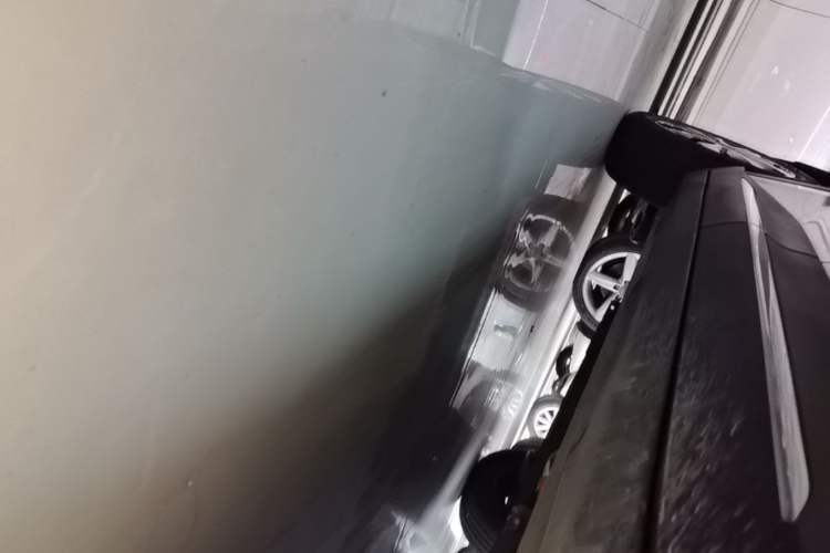 Used Wuling Bingo S 2025 Model 325km Deluxe Edition Right Side Sill