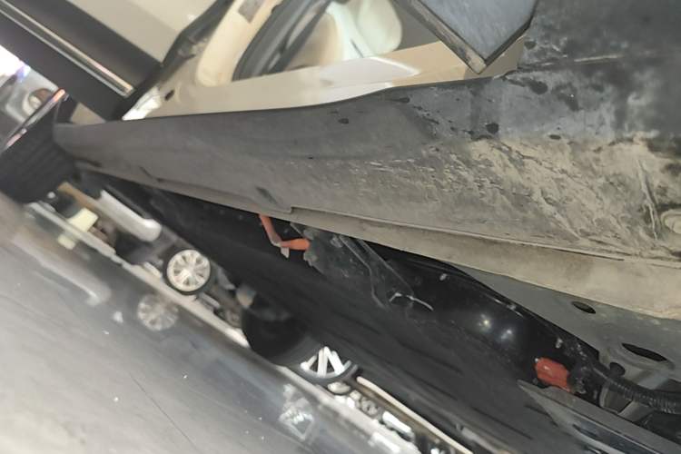 Used Wuling Bingo S 2025 Model 325km Flagship Edition Right Side Sill