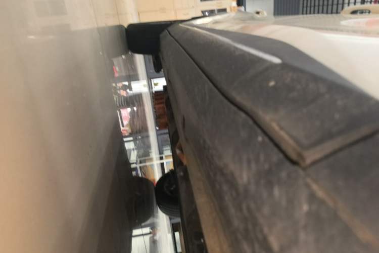 Used Wuling Bingo S 2025 Model 430km Flagship Edition Right Side Sill