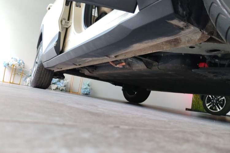Used Wuling Bingo S 2025 Model 325km Flagship Edition Right Side Sill
