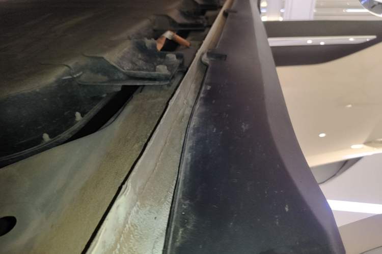 Used Wuling Bingo S 2025 Model 430km Flagship Edition Right Side Sill