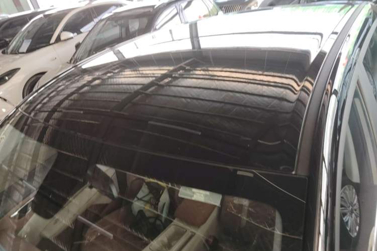 Used Wuling Bingo S 2025 Model 325km Deluxe Edition Roof