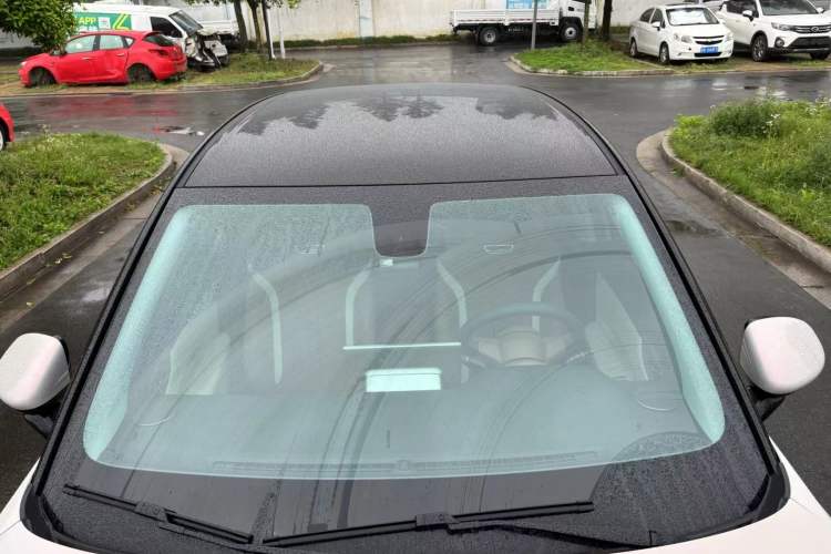 Used Wuling Bingo S 2025 Model 325km Deluxe Edition Roof