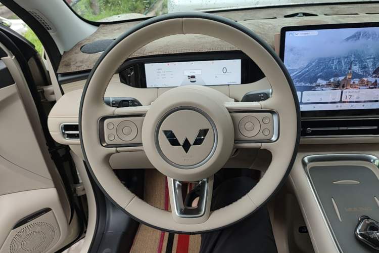 Used Wuling Bingo S 2025 Model 325km Deluxe Edition Steering Wheel
