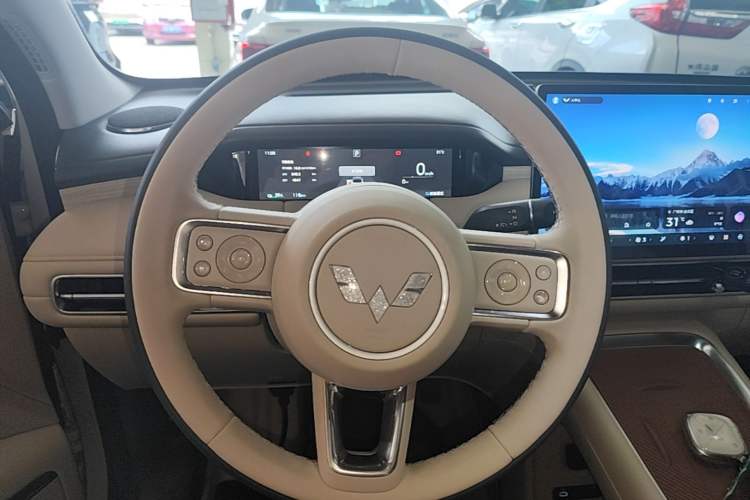 Used Wuling Bingo S 2025 Model 325km Flagship Edition Steering Wheel