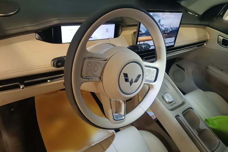 Used Wuling Bingo S 2025 Model 430km Flagship Edition Steering Wheel
