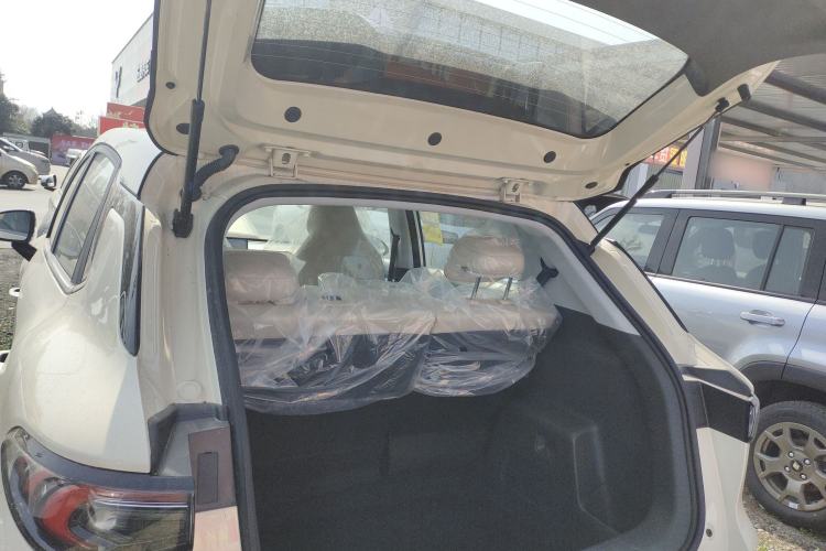 Used Wuling Bingo S 2025 Model 325km Flagship Edition Trunk
