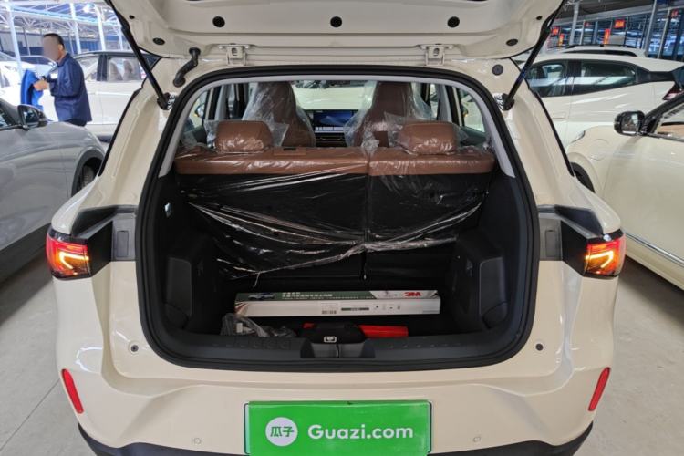 Used Wuling Bingo S 2025 Model 325km Deluxe Edition Trunk
