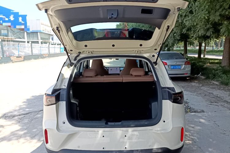 Used Wuling Bingo S 2025 Model 325km Deluxe Edition Trunk