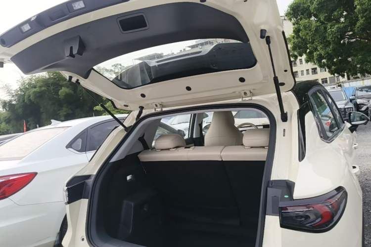 Used Wuling Bingo S 2025 Model 430km Flagship Edition Trunk