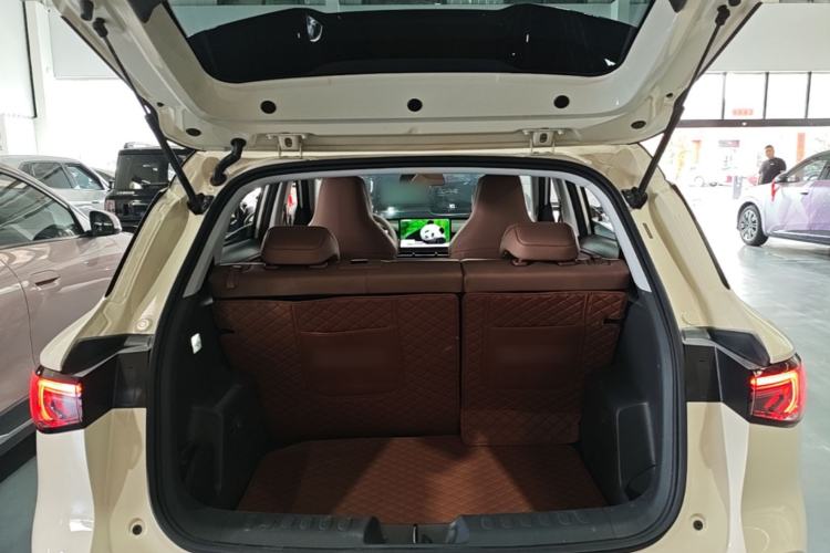 Used Wuling Bingo S 2025 Model 325km Deluxe Edition Trunk