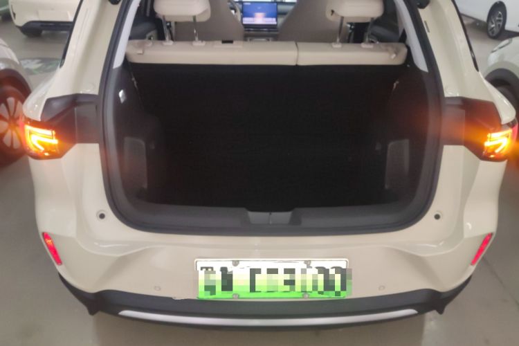 Used Wuling Bingo S 2025 Model 325km Deluxe Edition Trunk