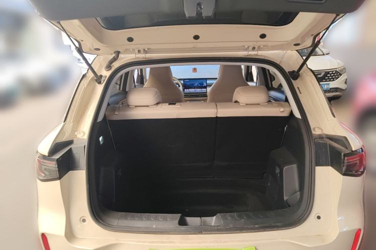 Used Wuling Bingo S 2025 Model 430km Flagship Edition Trunk