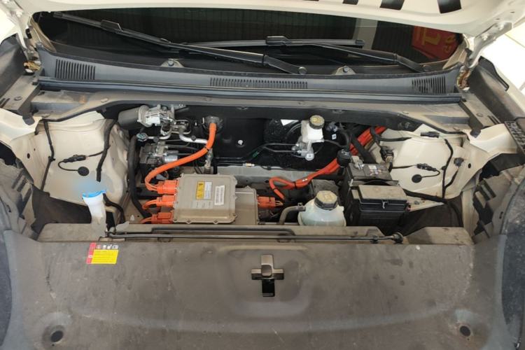 Used Wuling Bingo S 2025 Model 325km Deluxe Edition Engine Bay