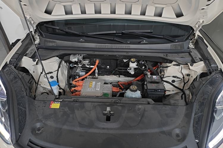 Used Wuling Bingo S 2025 Model 325km Deluxe Edition Engine Bay