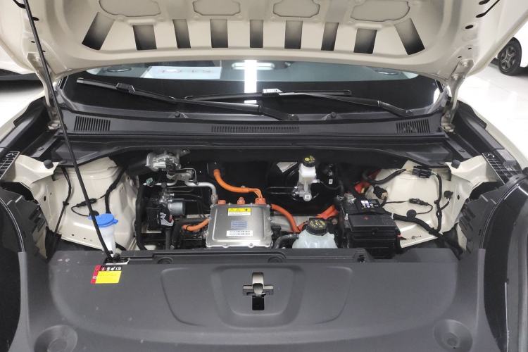 Used Wuling Bingo S 2025 Model 430km Flagship Edition Engine Bay