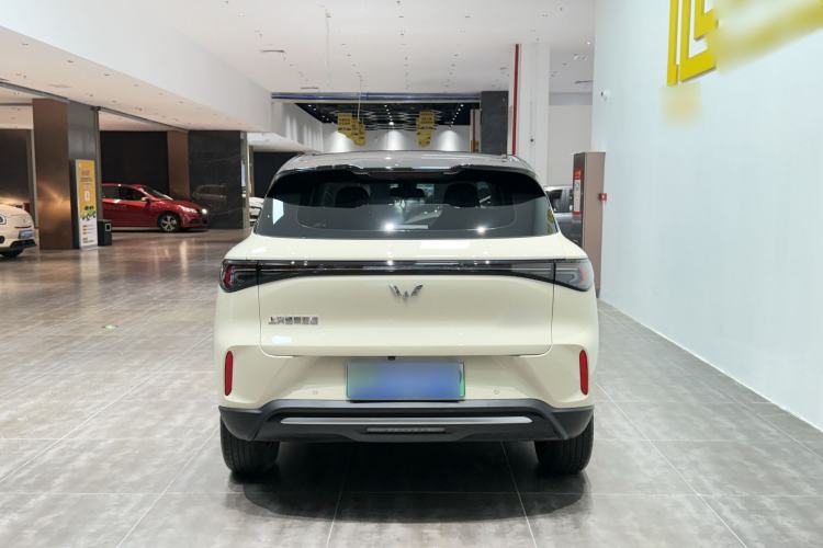 Used Wuling Bingo S 2025 Model 325km Deluxe Edition Exterior 5