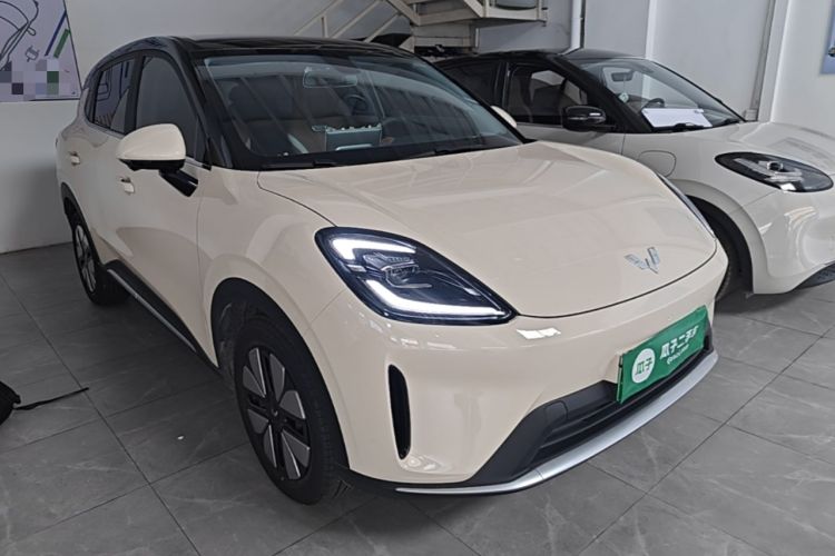 Used Wuling Bingo S 2025 Model 325km Deluxe Edition Front Right 45 Deg