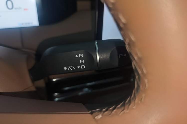 Used Wuling Bingo S 2025 Model 430km Flagship Edition Gear Lever