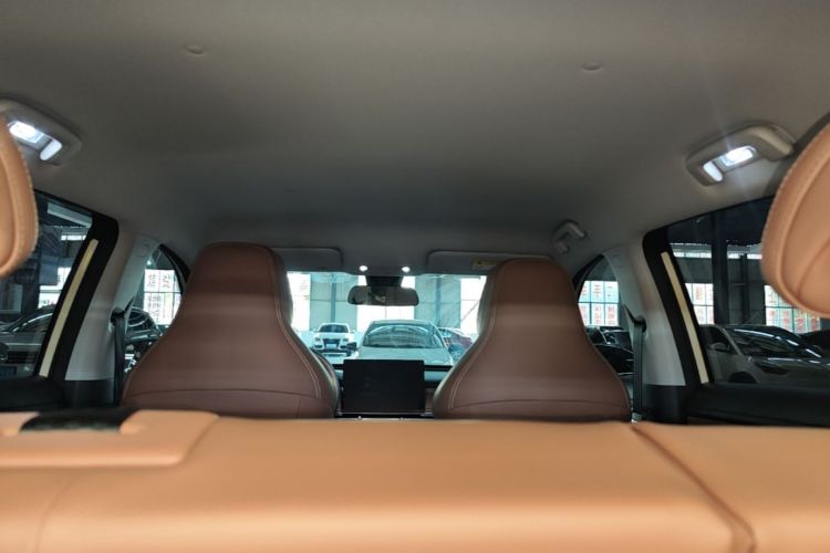Used Wuling Bingo S 2025 Model 325km Deluxe Edition Headliner