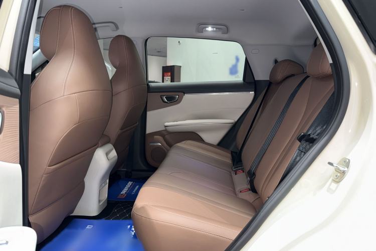 Used Wuling Bingo S 2025 Model 325km Deluxe Edition Interior 4