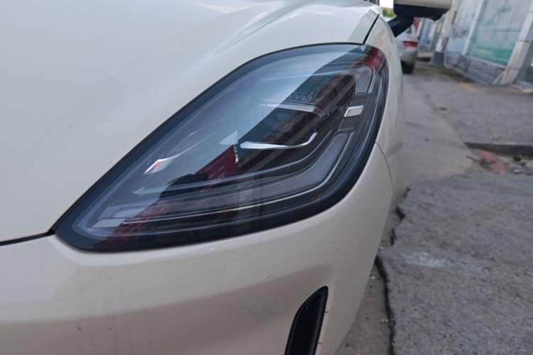 Used Wuling Bingo S 2025 Model 430km Flagship Edition Left Front Headlight