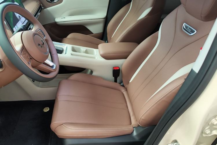 Used Wuling Bingo S 2025 Model 430km Flagship Edition Left Front Seat