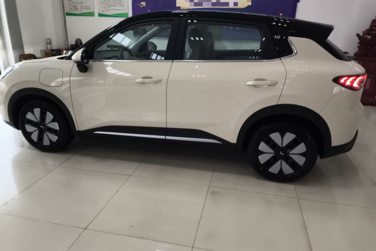 Used Wuling Bingo S 2025 Model 325km Deluxe Edition Left Side