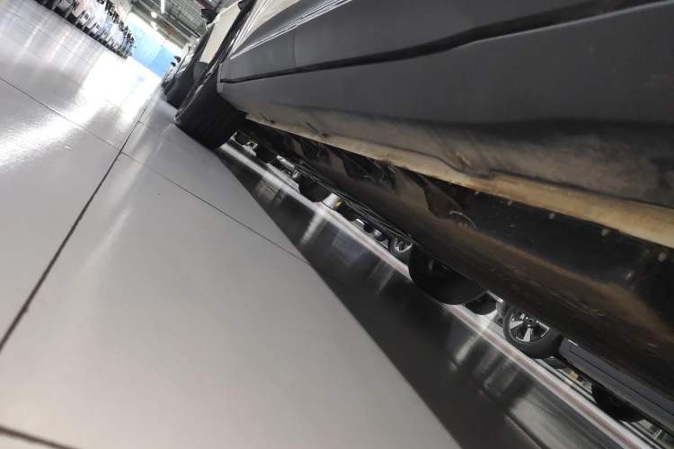 Used Wuling Bingo S 2025 Model 430km Flagship Edition Left Side Sill