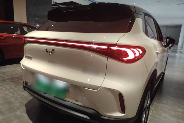 Used Wuling Bingo S 2025 Model 325km Deluxe Edition Rear Right 45 Deg