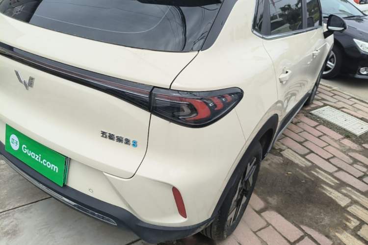 Used Wuling Bingo S 2025 Model 430km Flagship Edition Right Rear Taillight