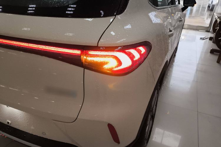 Used Wuling Bingo S 2025 Model 325km Deluxe Edition Right Rear Taillight