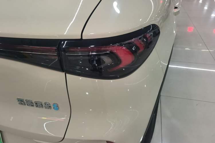 Used Wuling Bingo S 2025 Model 430km Flagship Edition Right Rear Taillight