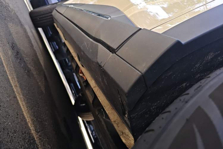 Used Wuling Bingo S 2025 Model 430km Flagship Edition Right Side Sill