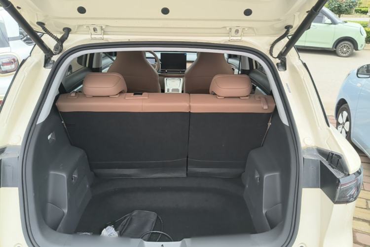 Used Wuling Bingo S 2025 Model 430km Flagship Edition Trunk