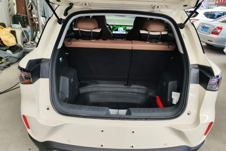 Used Wuling Bingo S 2025 Model 430km Flagship Edition Trunk