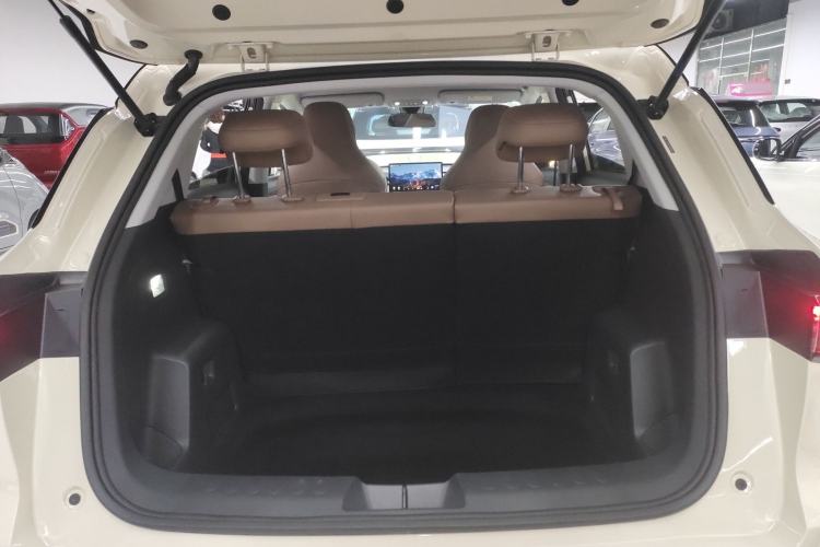 Used Wuling Bingo S 2025 Model 430km Flagship Edition Trunk