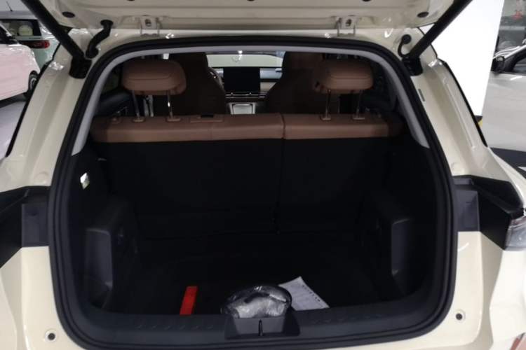Used Wuling Bingo S 2026 Model 525km Flagship Edition Trunk