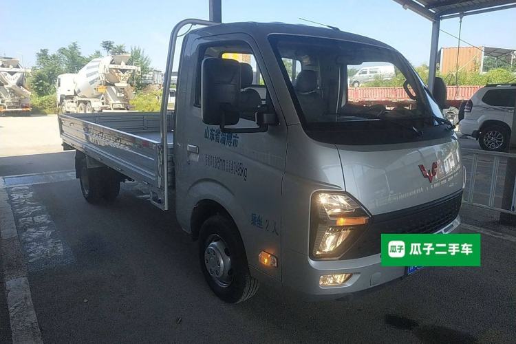 Used Wuling Dragon Truck 2023 2.0L Comfort Version Front Right 45 Deg