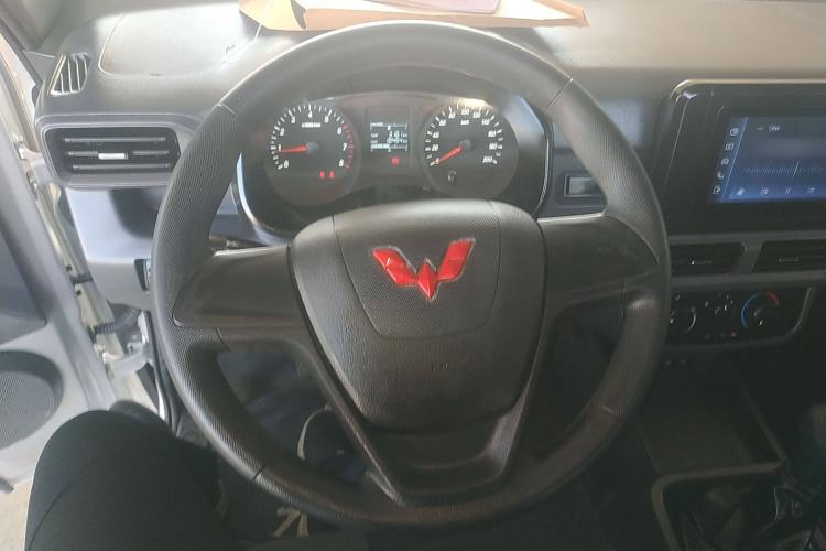 Used Wuling Dragon Truck 2023 2.0L Comfort Version Steering Wheel