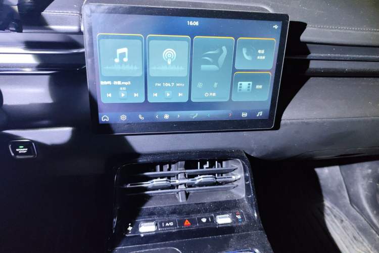Used Wuling E5 2024 510 km Standard Version Audio And AC Panel